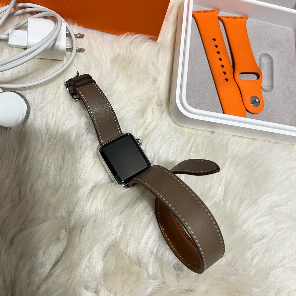 Authentic Hermès Apple Watch (series 2) 38 mm Stainless Steel - Picture 7 of 11